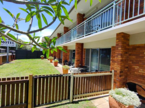 Shelly Beach Motel